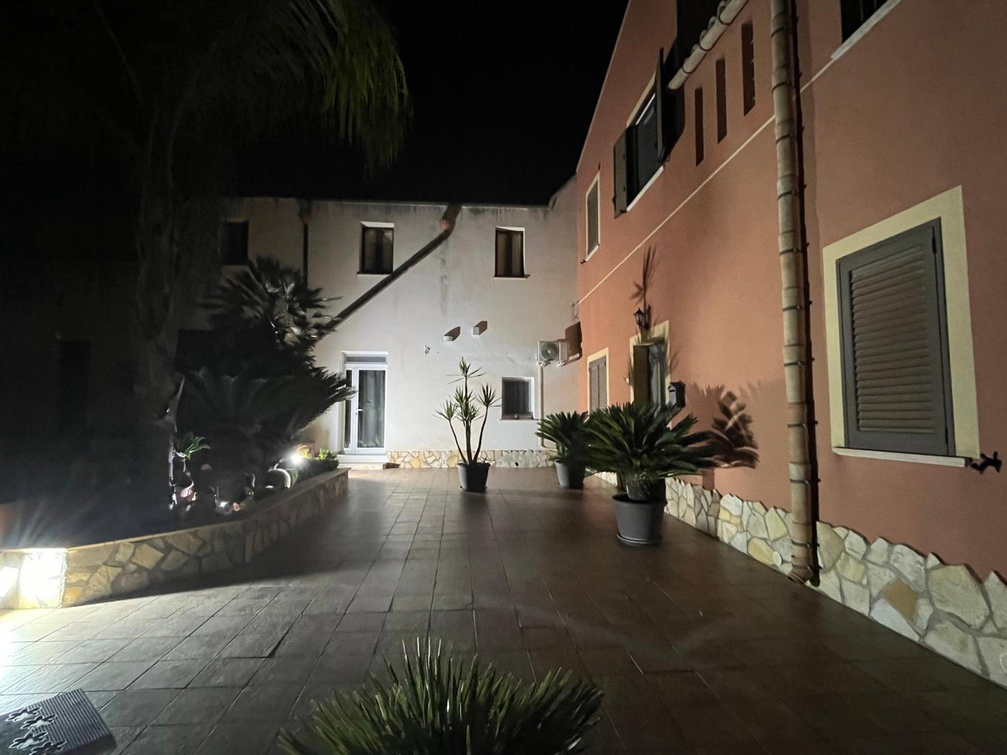 Home La Chiaretta Buseto Palizzolo Kültér fotó